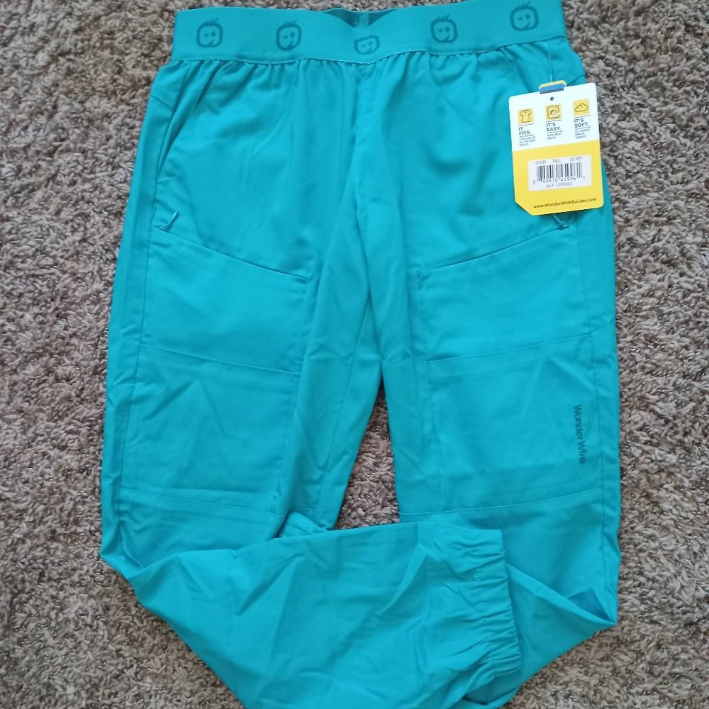 WonderWink Pro Women's Slim Cargo Jogger Scrub Pants